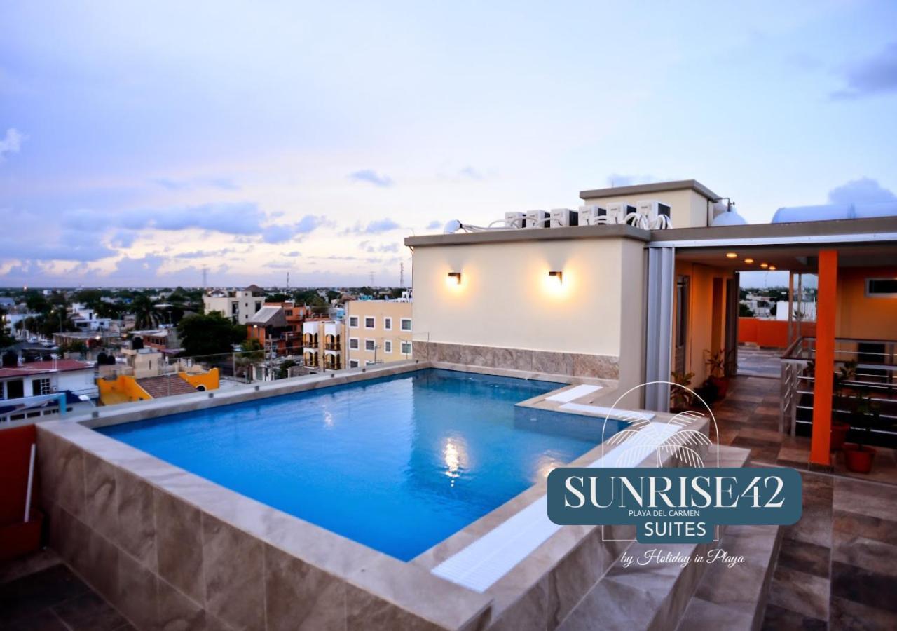 Sunrise 42 Suites By Holiday In Playa Playa del Carmen Kültér fotó